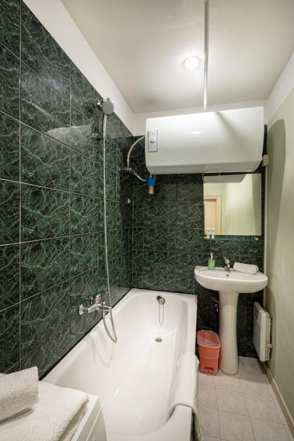 Old Riga Aldaru Street One Bedroom Apartment Bagian luar foto
