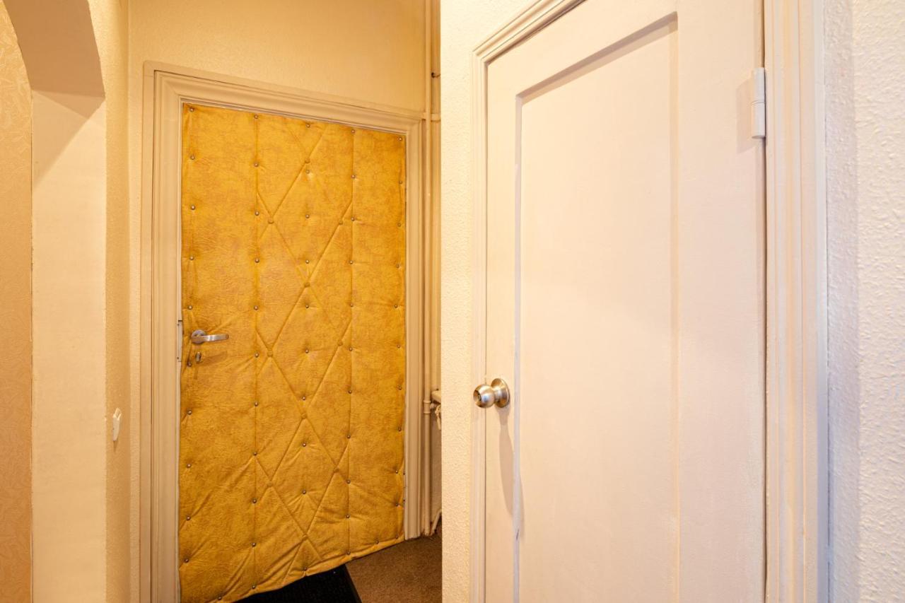 Old Riga Aldaru Street One Bedroom Apartment Bagian luar foto